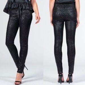Black Orchid NWOT Gisele Leopard Pants Sz 25 Black High Rise Super Skinny Biker
